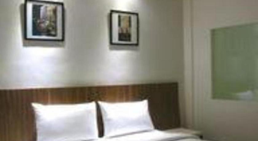 Hart Hotel Arjuna Mataram Exterior foto